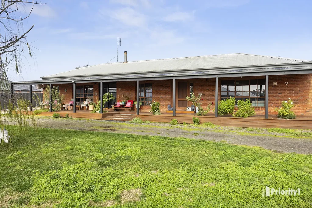 Strathfieldsaye 5Phòng ngủ FAMILY HOME WITH SUBDIVISION POTENTIAL