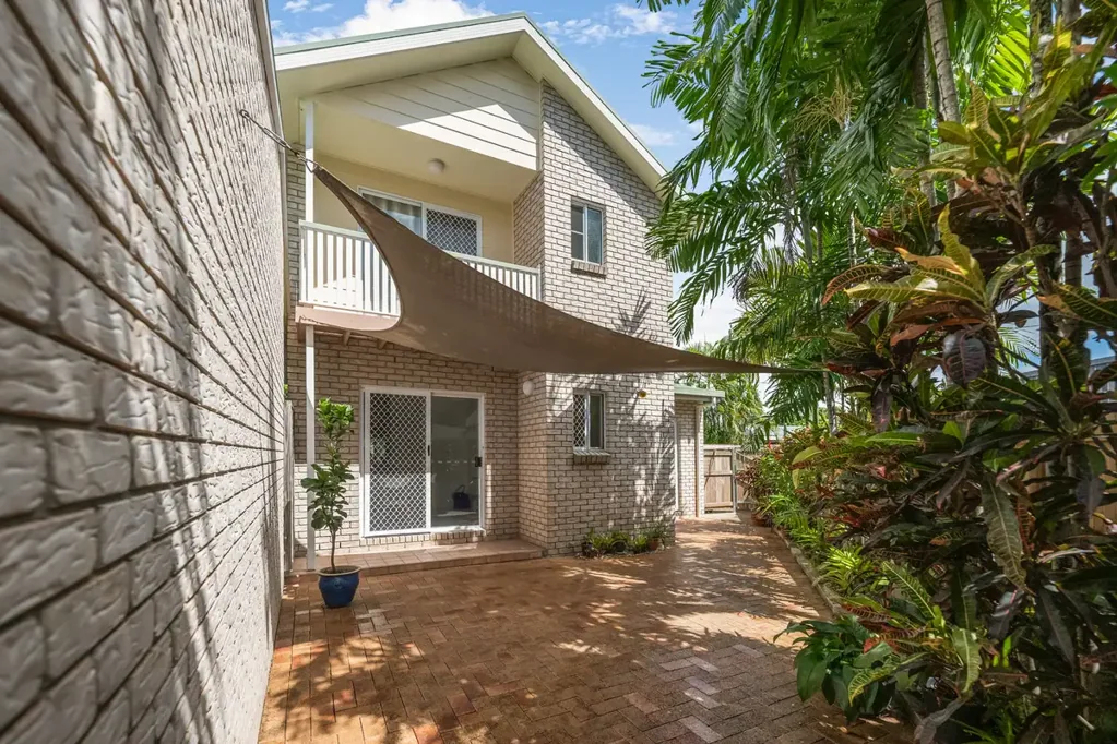Bucasia 3침실 Beachside Living with Space, Flexibility & Investment Appeal