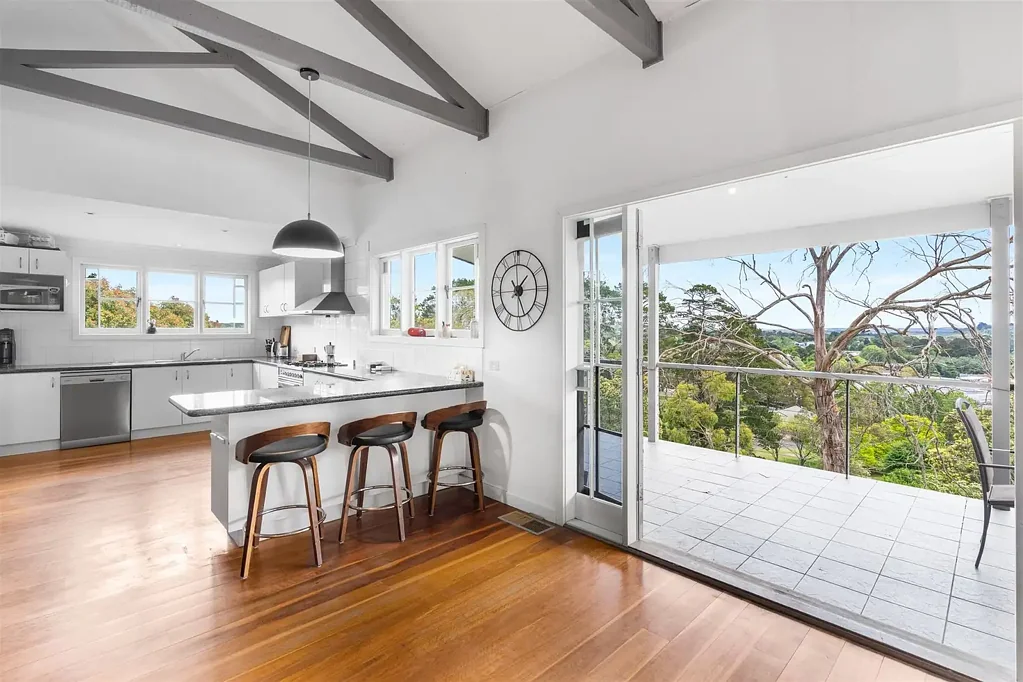 Moss Vale 5 Slaapkamer Sun-soaked serenity and altogether stunning family living