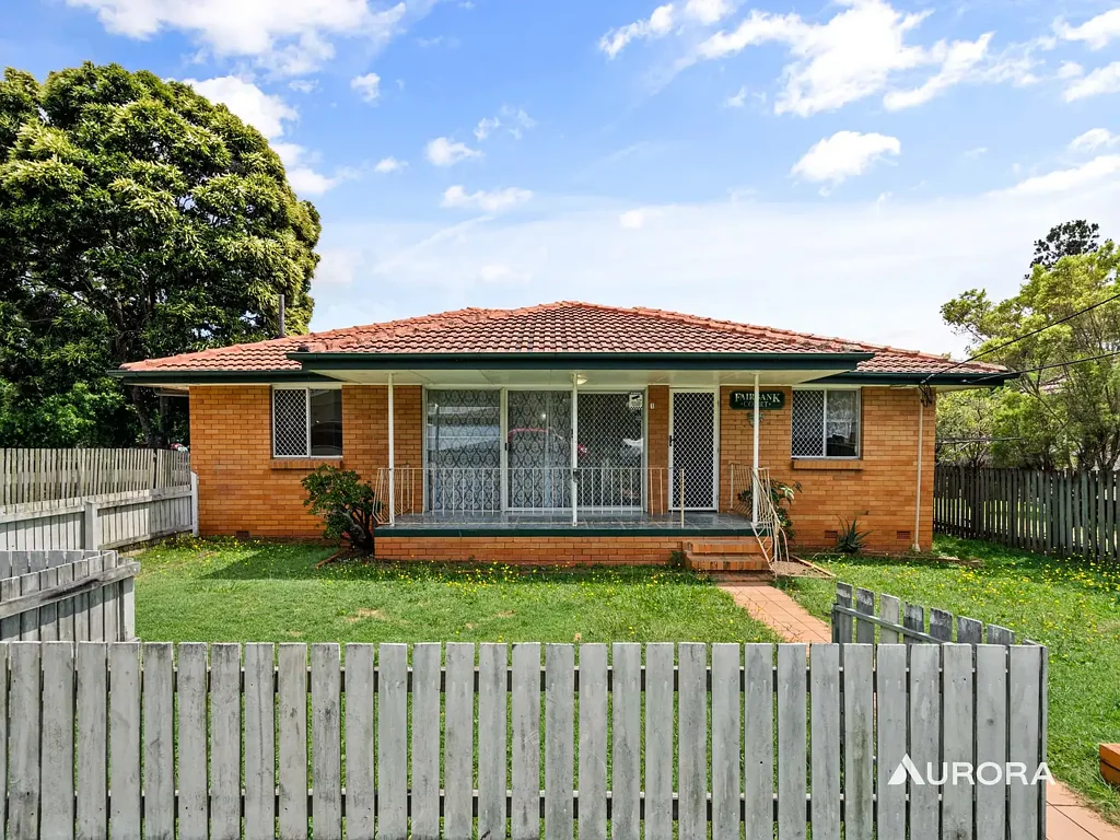 Sunnybank 3房 Sunnybank中心位置 优质街道 学区房 便捷交通 现代厨房 开放式空间 低维护庭院 安全车库 Rare Opportunity to Secure a Unit in Prime Sunnybank Location