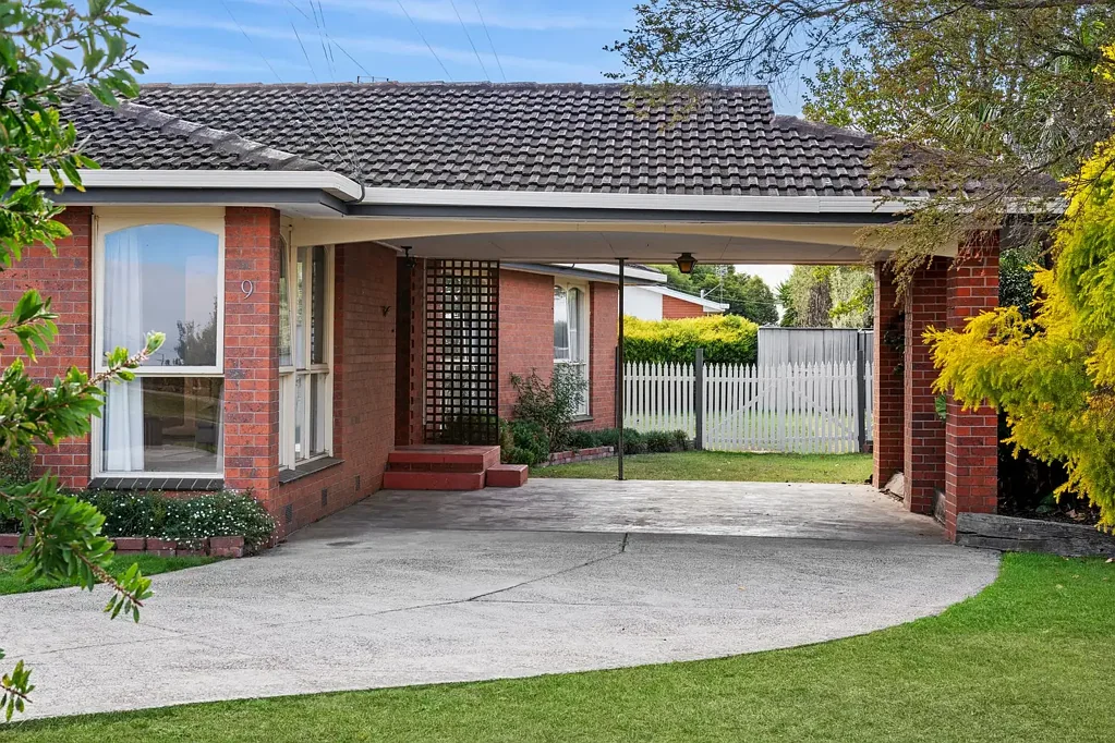 9 Troy Street, Colac, VIC 3250