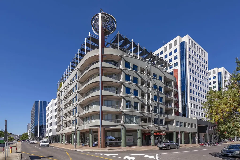 City-Living Apartment