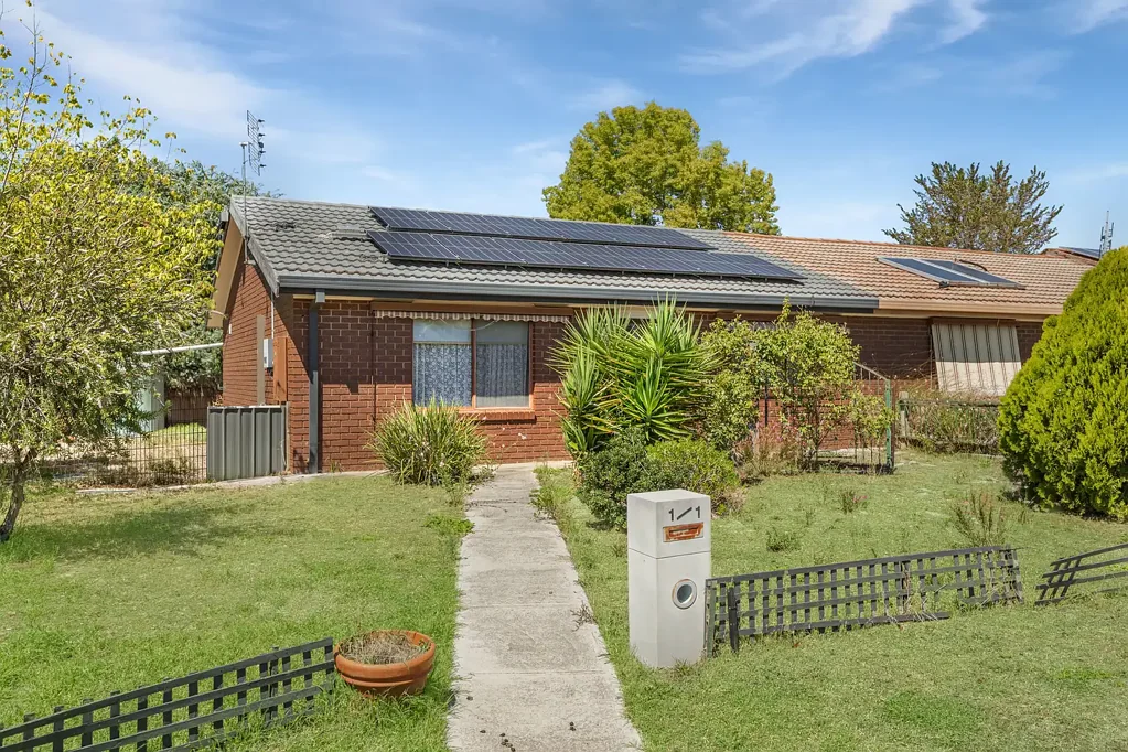 Unit 1/1 Pink Cliffs Road, Heathcote, VIC 3523