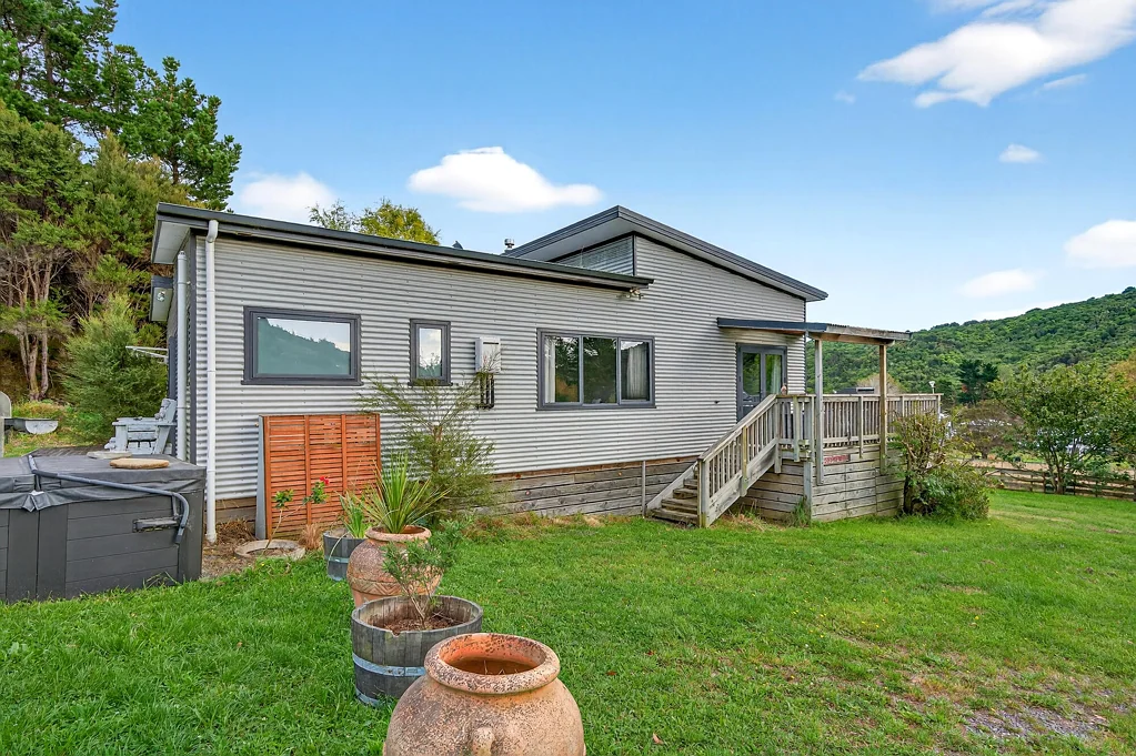 Castlepoint Coastal Lifestyle with Bonus Space and Potential