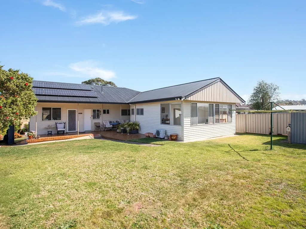 43 Fairview Street, Bega, NSW 2550