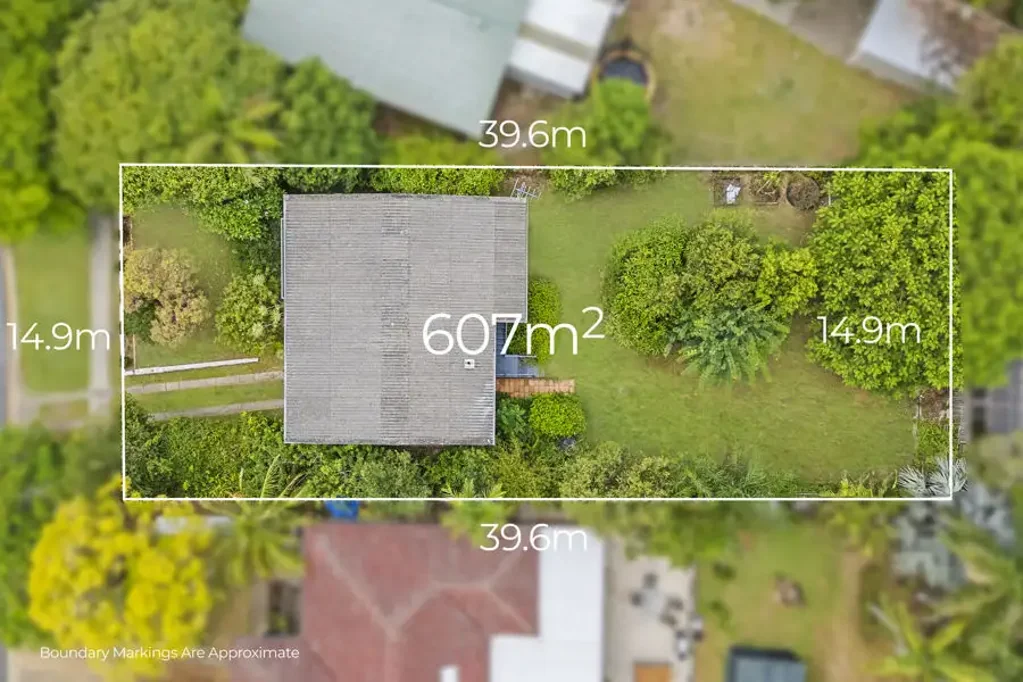Balmoral 3房 Balmoral优质学区房 607㎡高地势 东向采光佳 宽敞临街面 高潜力地块 家长优选 East-Facing, Elevated 607m2 Block With Rebuild Or Renovation Potential