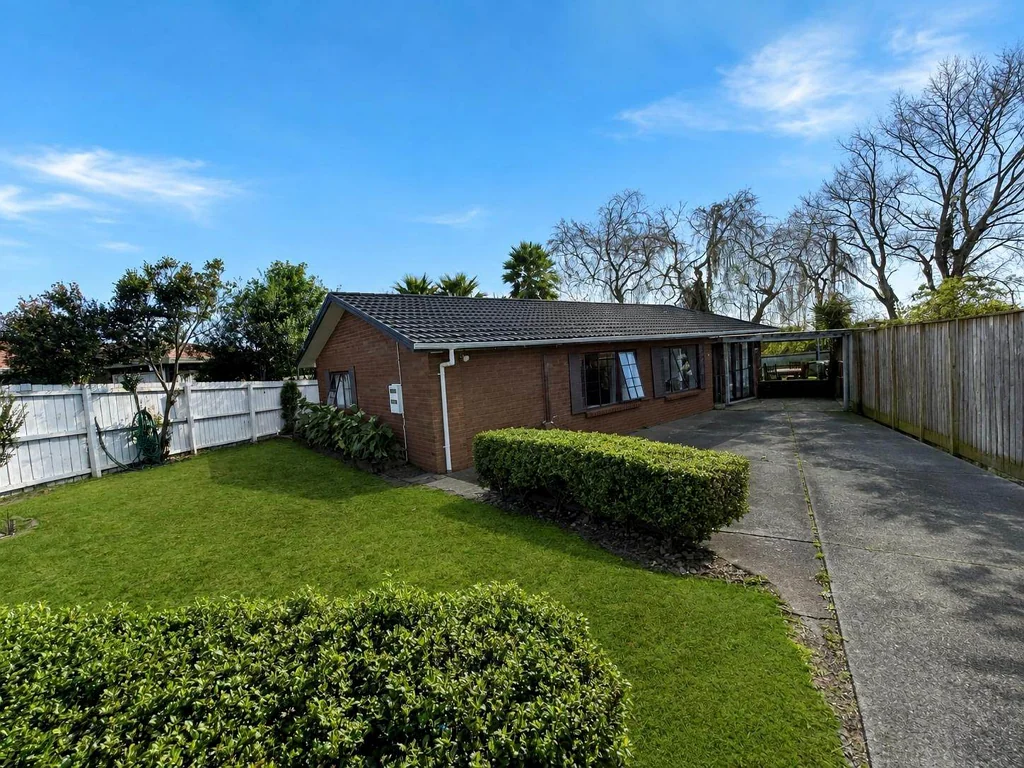 3-Bedroom Home in Flat Bush