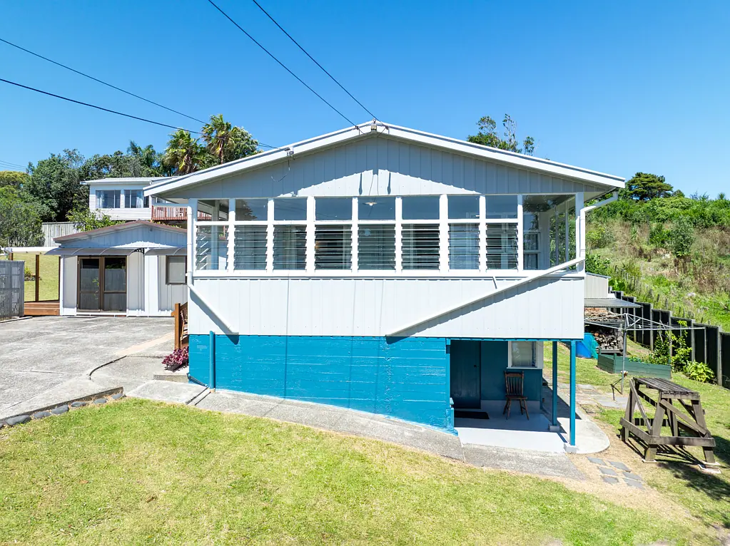 24 Alison Road, Surfdale, Waiheke Island, Auckland