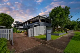 23-25 Charles Street, Cairns North