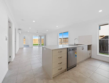 સરનામું રાખવામાં આવ્યું, Caboolture, QLD 4510, 3 રૂમ, 2 બાથરૂમ, House