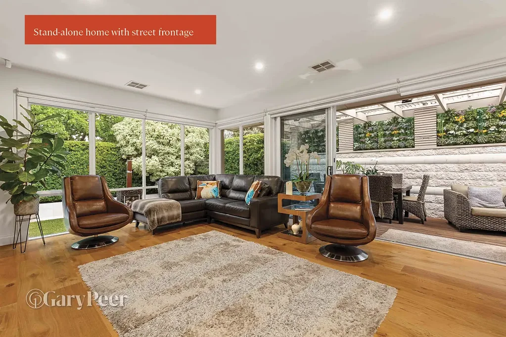 Brighton East 3ห้องนอน Spacious, sunlit & effortlessly low-maintenance