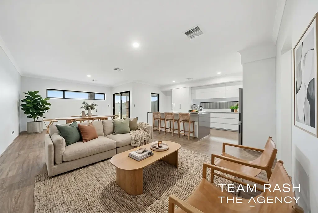 Banksia Grove 4房  ULTIMATE FAMILY HOME - 2025 BUILT!!