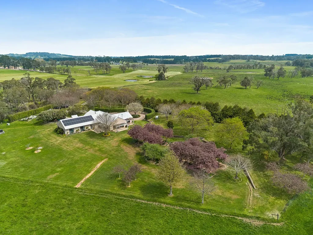 Kelly's Creek/6110 Illawarra Highway, Moss Vale, NSW 2577