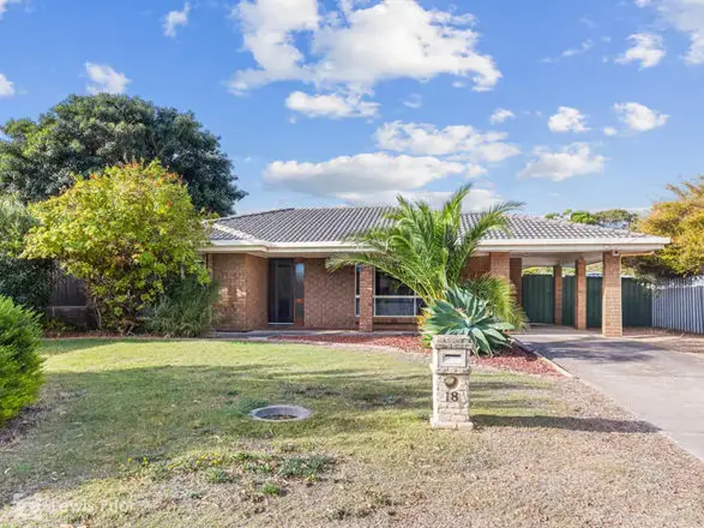 18 Karalee Grove, Reynella, SA 5161