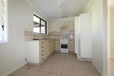 28 Moore St, Loganlea, QLD 4131, 3房, 1浴, House