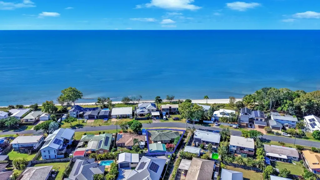 75 Kingfisher Parade, Toogoom, QLD 4655