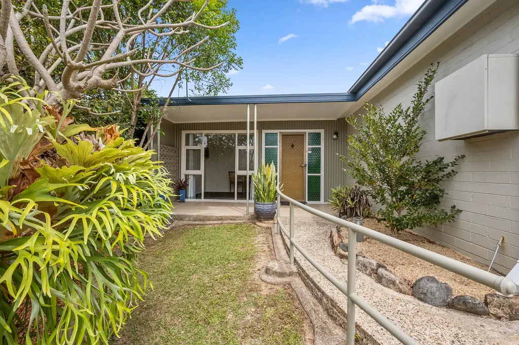 Charming 2-Bedroom Home!
