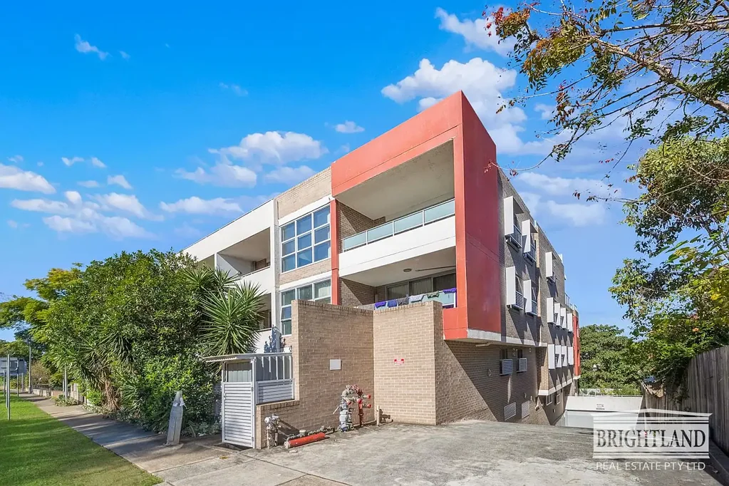 Parramatta 2 Bedroom MODERN TWO-BEDROOM APARTMENT IN PRIME LOCATION