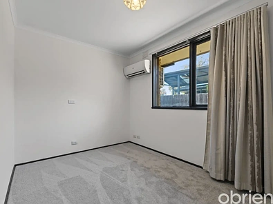 Kwarto - 8 Steele Court, Cranbourne North, VIC 3977
