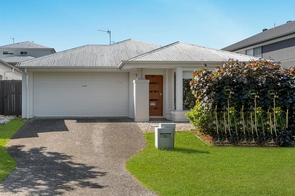25 Coorong Street, Coomera, QLD 4209