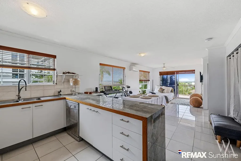 FOR LEASE - $700 per week