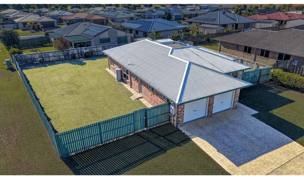 Beautifully Well Situated 4 Bedroom Family Home