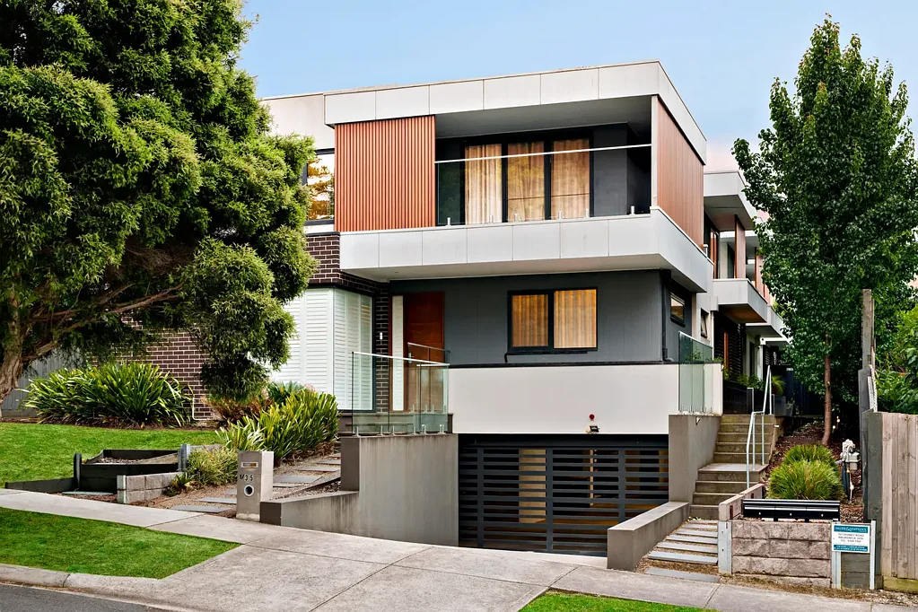 2/35 Ross Street, Doncaster East, VIC 3109