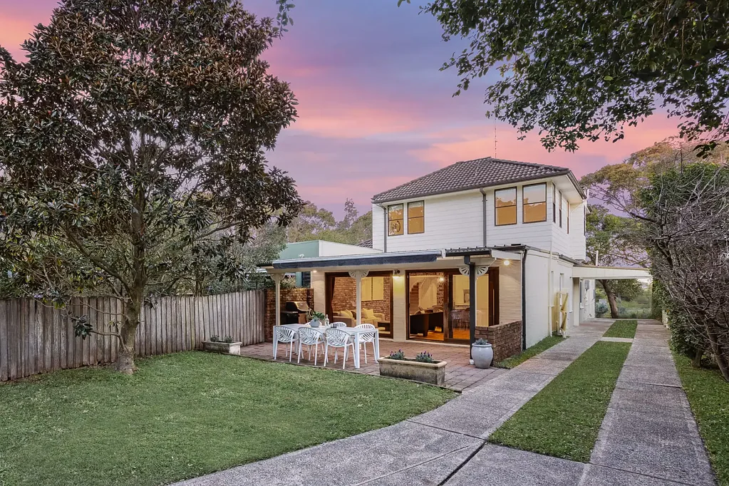 Randwick 4ห้องนอน Tranquil Family Haven With North-Facing Backyard On An Enormous 550sqm*