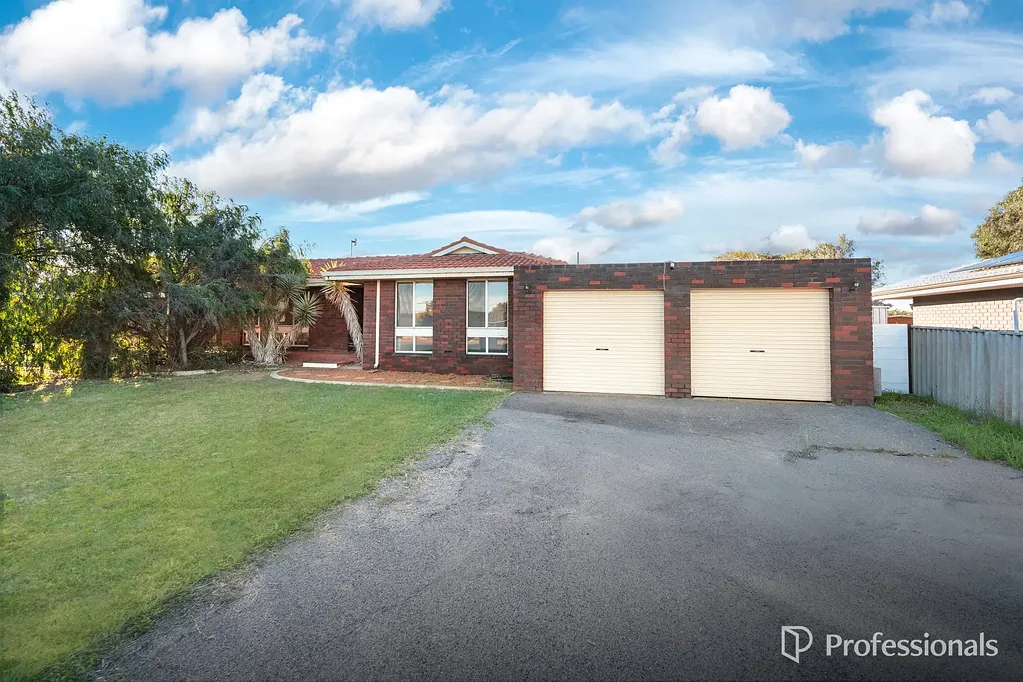 Mount Tarcoola 4chambre Family Living in a Sought-After Coastal Location