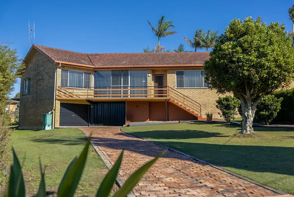Spacious Family Home in Quiet Taree West Culdesac