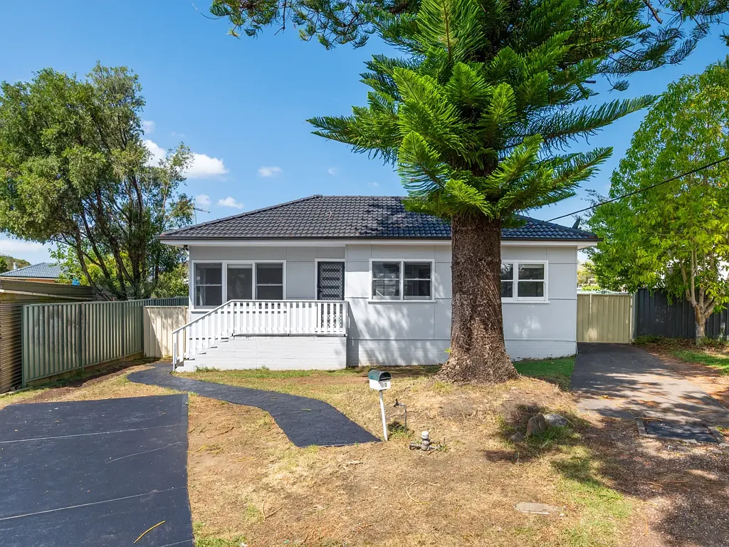 10 Lawson Street, Campbelltown, NSW 2560