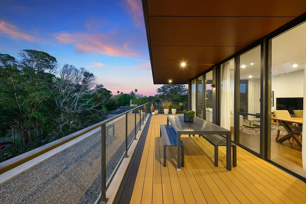 Pymble 2chambre NORTH-FACING PENTHOUSE – East-side, Walk to Rail!