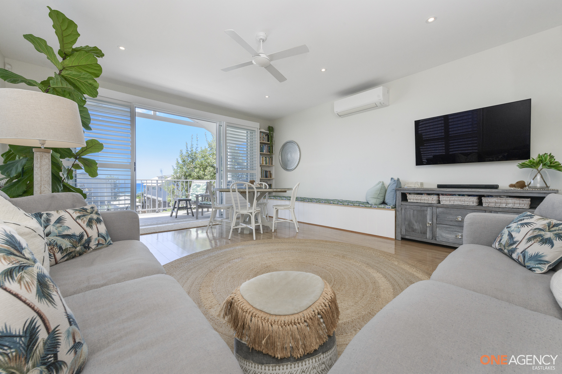 7 BEACHSIDE DR, CAVES BEACH NSW 2281, 0 rūma, 0 rūma horoi, House