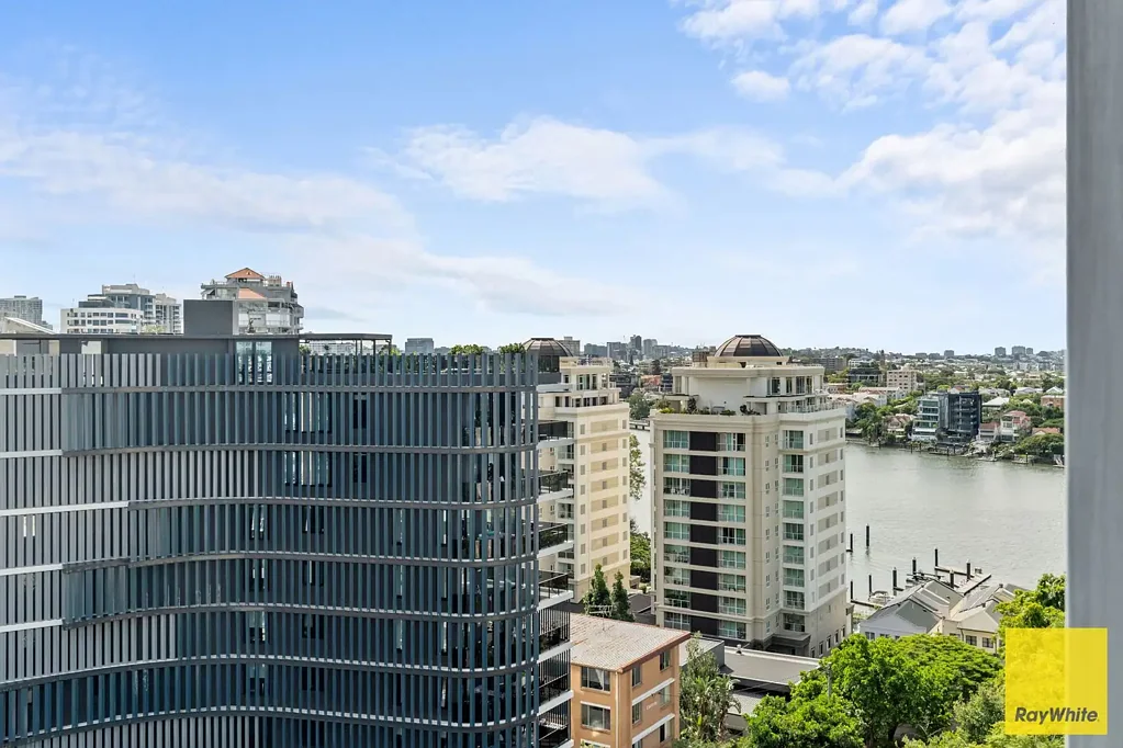 Kangaroo Point 1Kwarto Stylish One-Bedroom Studio in the Heart of Kangaroo Point with a 6% + Net Return