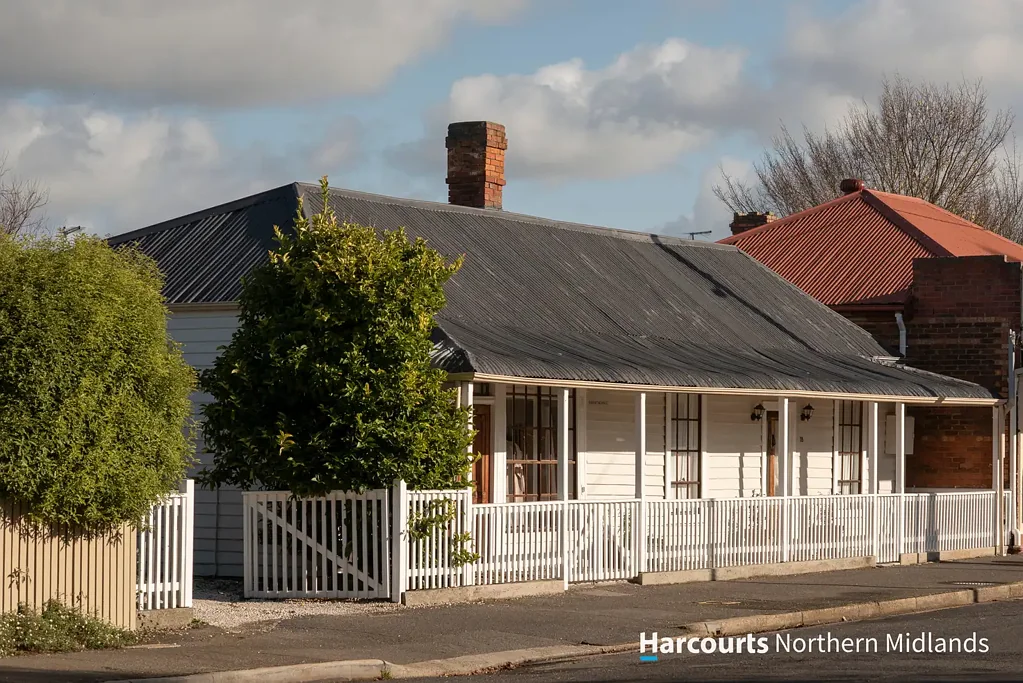 Evandale 3Zimmer Heritage Character, Village Position and Rare Mixed-Use Flexibility