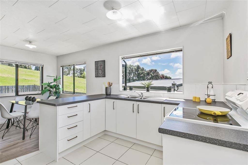 1/12 Mira Place, Windsor Park, Auckland - North Shore, 3房, 1浴