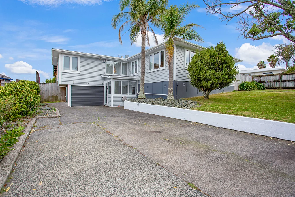 61 Ridge Road, Howick, Manukau City, Auckland