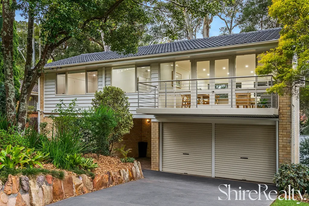 Immaculate and private family retreat