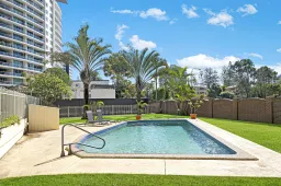 3/3 Old Burleigh Road, Surfers Paradise