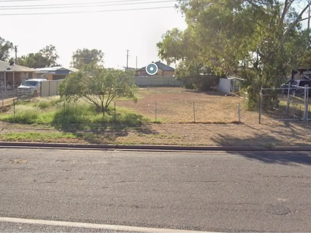 Brewarrina Flat, Affordable & Full of Potential – 26 Navenna Street Awaits!