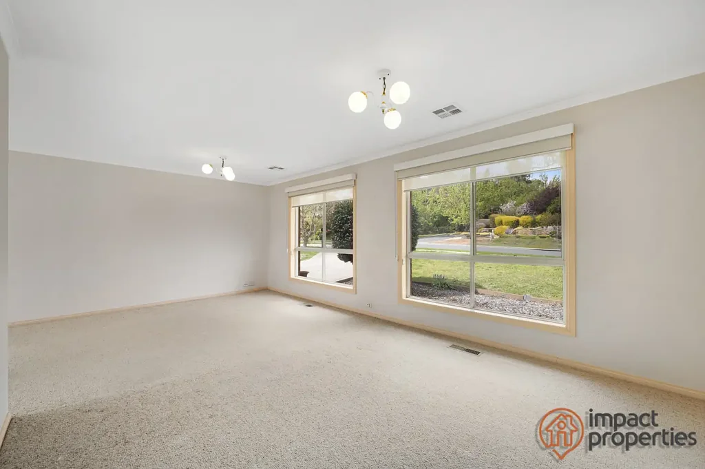 Ngunnawal 4બેડરૂમ Spacious Family Home with Room to Grow & Endless Potential !