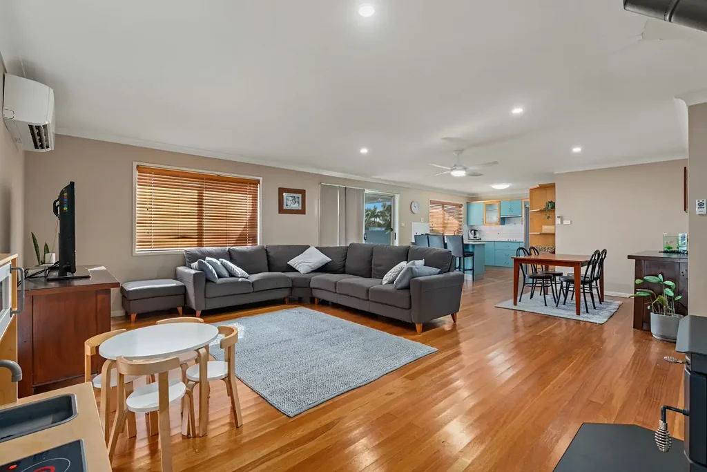 8 The Garden Walk, Worrigee, NSW 2540