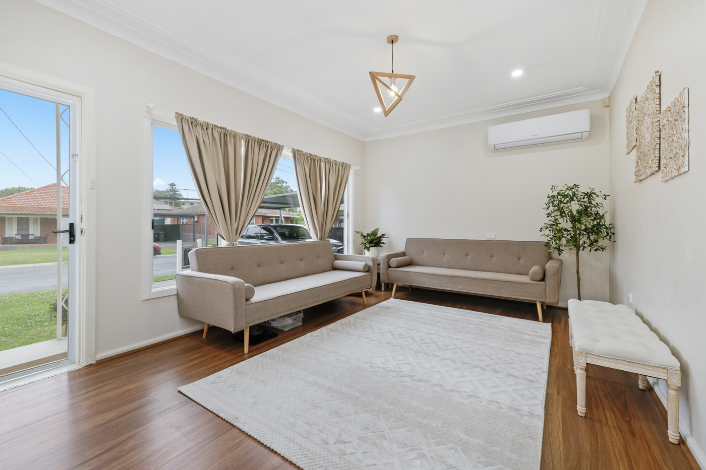 4 BENSON ST, CARRAMAR NSW 2163, 0房, 0浴, House