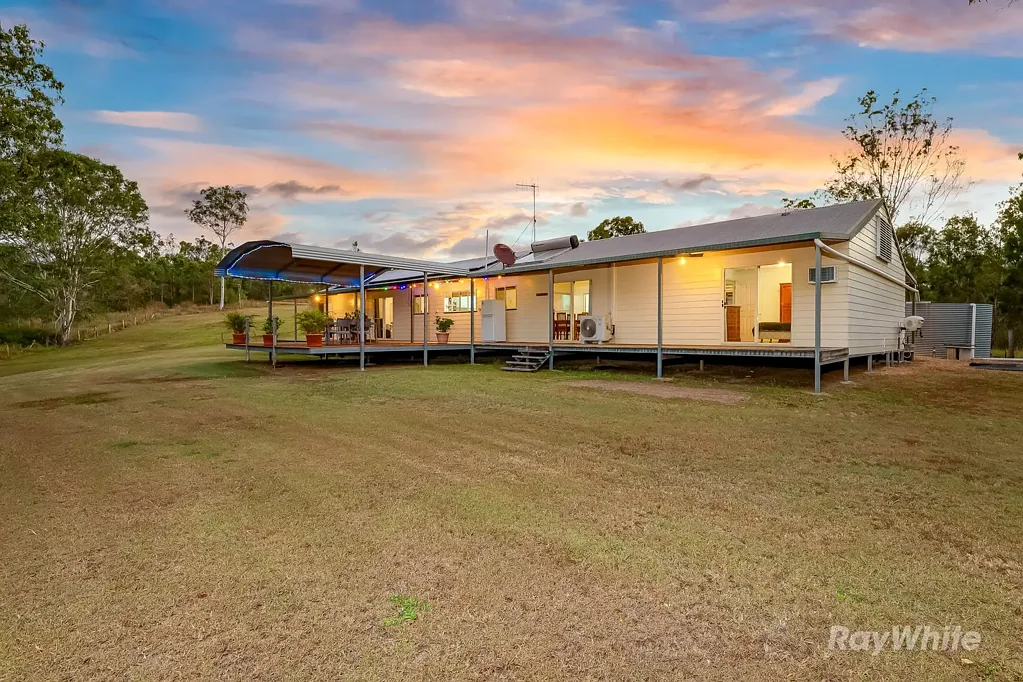 Moolboolaman 8Kwarto "Spacious Tri-Living on 24 Acres - Perfect for Large Families"