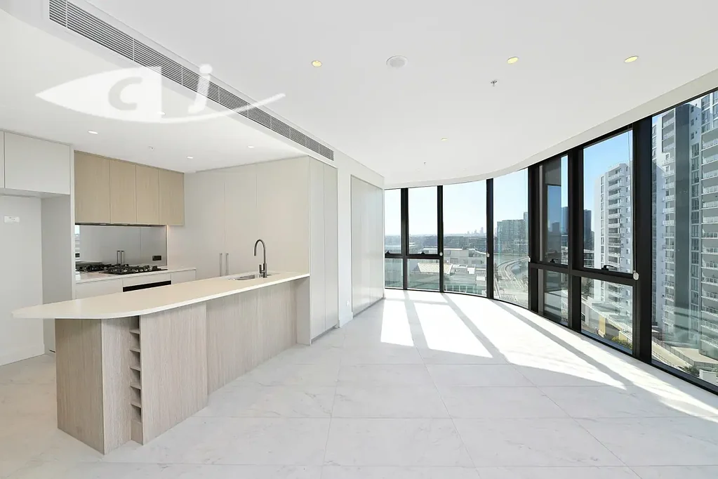 Peake 3 bedroom with dual access with Waterfront location