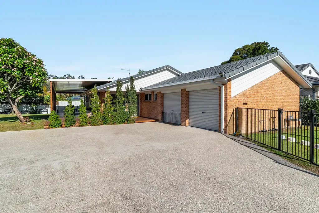 18 Admiralty Court, Yamba, NSW 2464