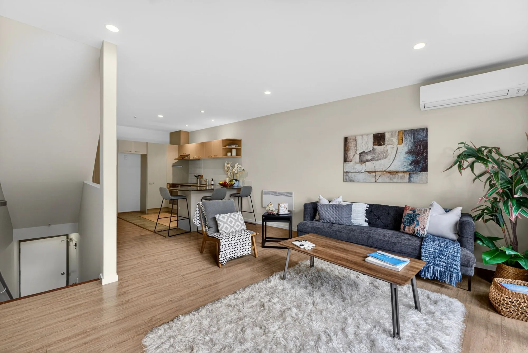 Hillcrest 3कमरा Last Chance To Buy Before It's Rented!