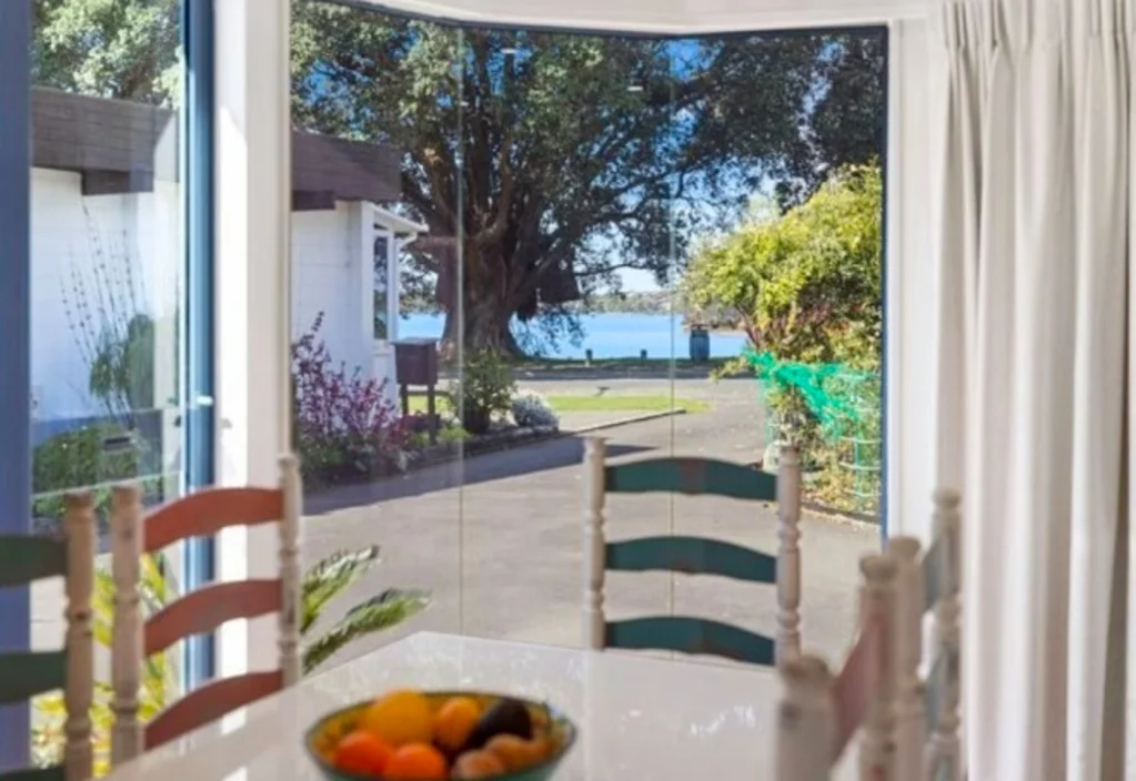 Tauranga South 3ਬੈੱਡਰੂਮ Easy Harbour Living - Downsize Without Compromise