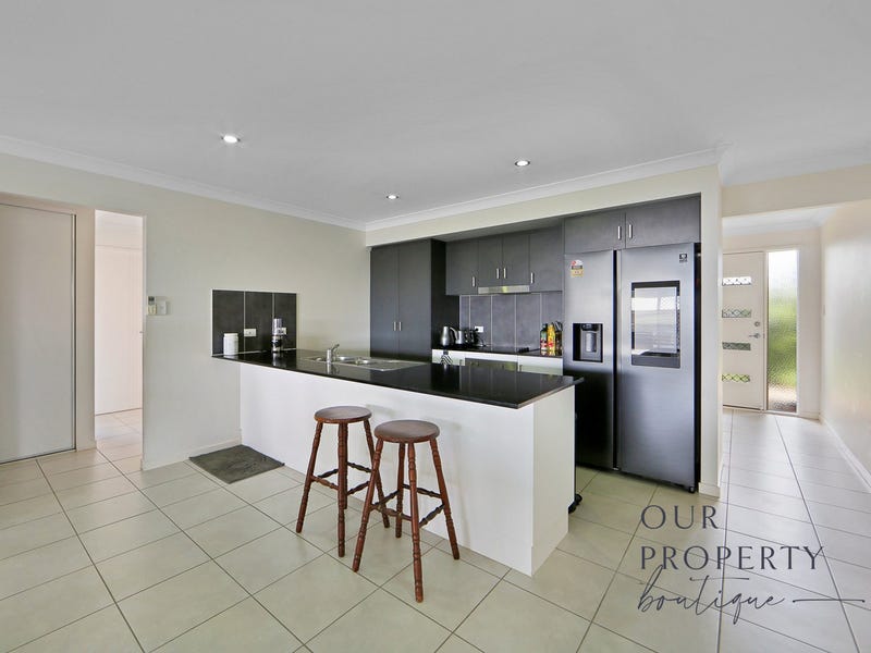 8 BANNER CT, BRANYAN QLD 4670, 0 habitaciones, 0 baños, House