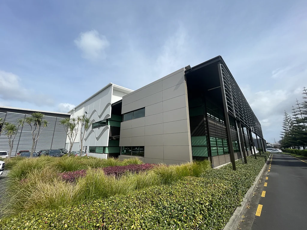 East Tamaki High-quality office in Highbrook Business Park